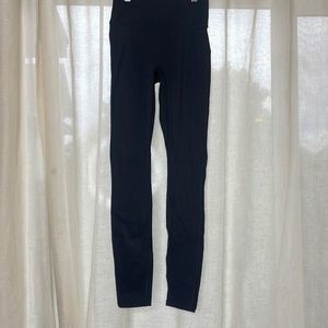 Fabletics ANYWHERE HIGH-WAISTED
LEGGING SHORT | XXS/0-2